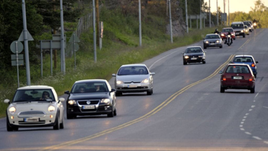 Auto kannattaa tarkistaa ennen pitkiä matkoja.