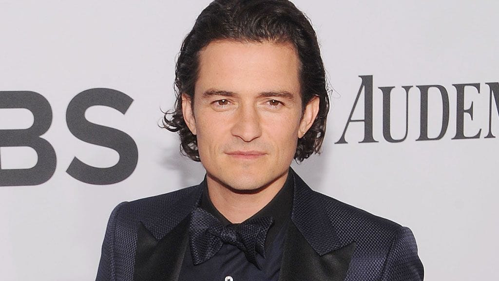 Näyttelijä Orlando Bloom rakastaa koiria.