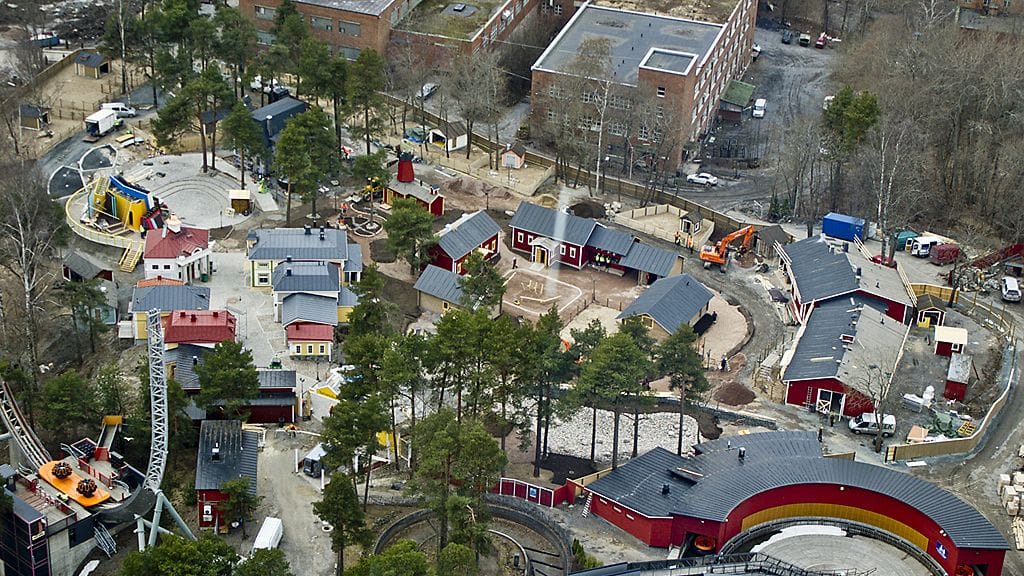 Särkänniemessä avautuu tänä vuonna uusi Koiramäki-alue, joka perustuu kirjailija-piirtäjä Mauri Kunnaksen hahmoihin.