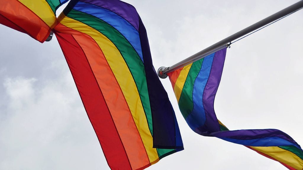 Pride-lippu on seksuaali- ja sukupuolivähemmistöjen tunnetuimpia symboleja.