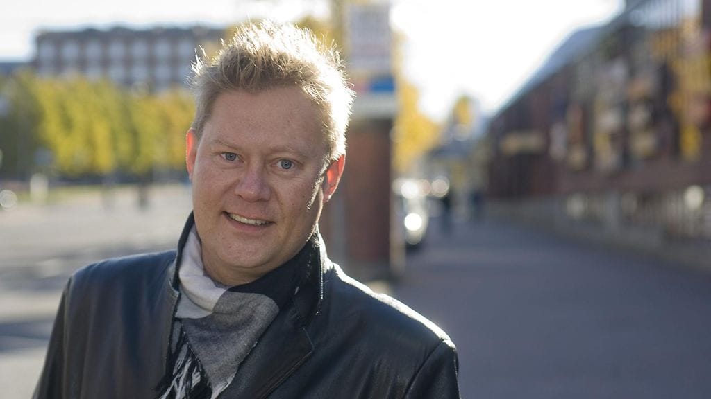 Pertti Salovaara tekee paluun radioon pitkän tauon jälkeen.