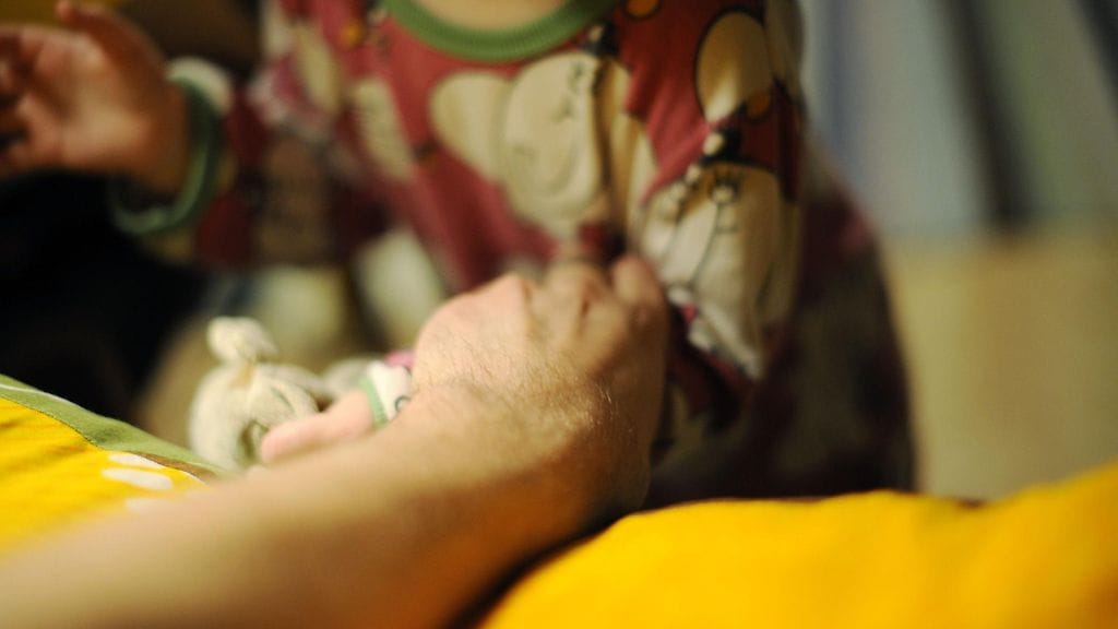 Lastensuojelun asiakkaaksi tulevien lasten tilanteet ovat jatkossa entistä vaikeampia, huomauttaa erikoistutkija Tarja Heino.