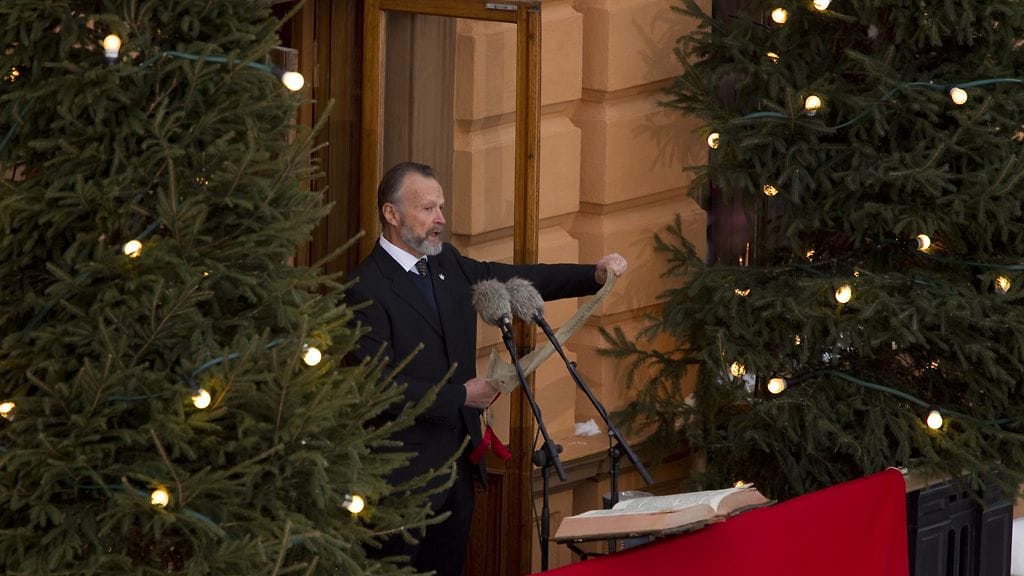 Turun apulaiskaupunginjohtaja Jouko K. Lehmusto siirtyy eläkkeelle vuodenvaihteessa. Kuvassa Lehmusto julistaa joulurauhan vuonna 2010.