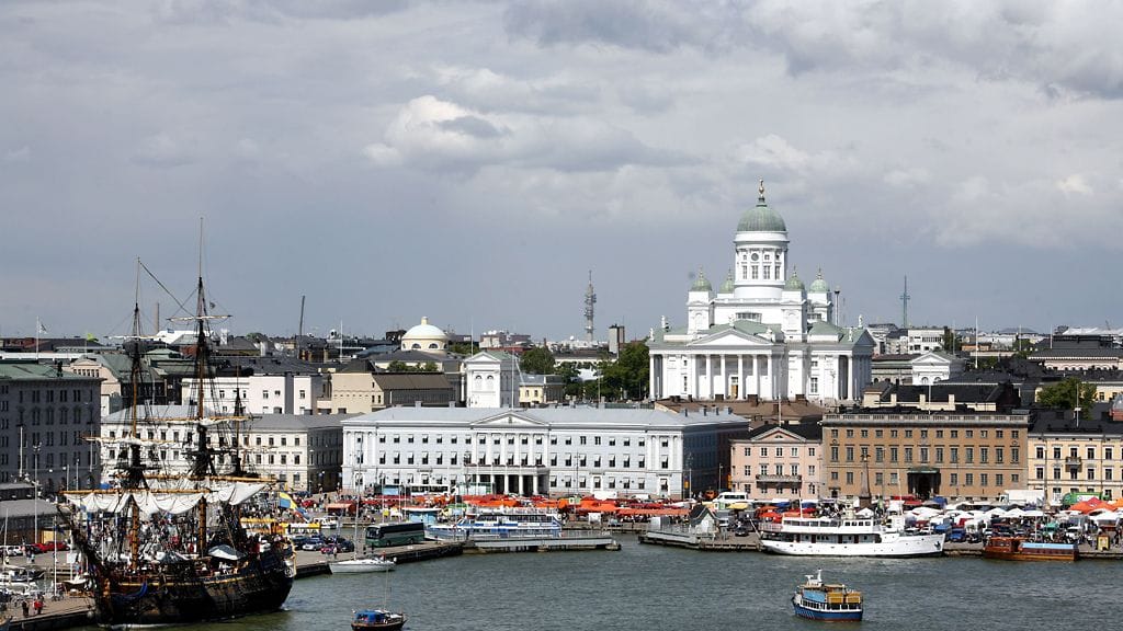 Suomen luokitukset ovat pudonneet parhaalta AAA-tasolta pykälän alemmas viime vuosina. S&P pudotti luokitusta jo syksyllä 2014, Fitch ja Moody's viime vuoden maalis- ja kesäkuussa.