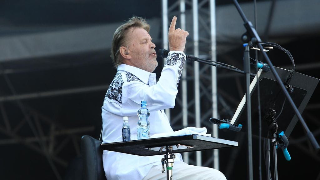 Vesa-Matti Loirin versio Lapin kesästä on karaokekansan suosiossa. Loiri esiintyi Turun Ruisrockissa 6. heinäkuuta 2014.