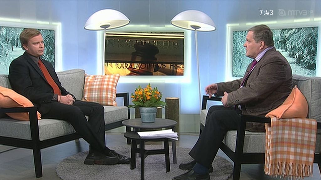 Antti Kaikkonen aamun Huomenta Suomen lähetyksessä.