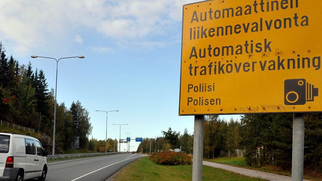 Ylikonstaapeli Tompurin mielestä automaattisen valvonnan lisääntyminen on surkeaa kehitystä.