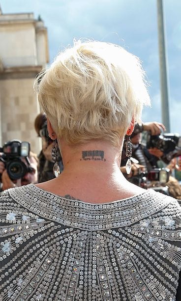 Pink, tatuointi, 2014