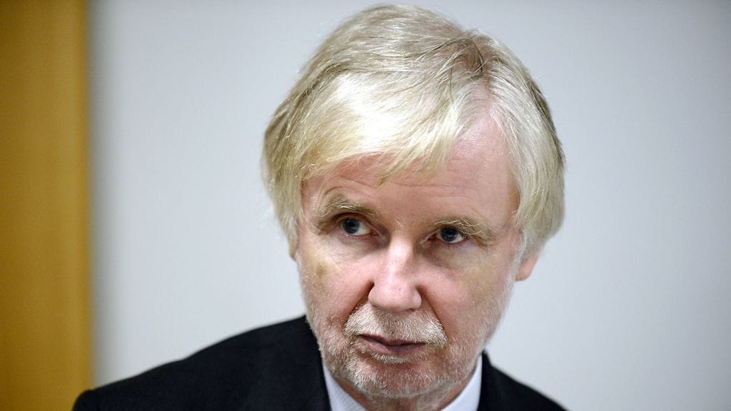 Erkki Tuomioja ei halua ottaa kantaa siihen, pitäisikö ulkomailla siepattujen suomalaisten maksaa pelastuskulujaan takaisin.