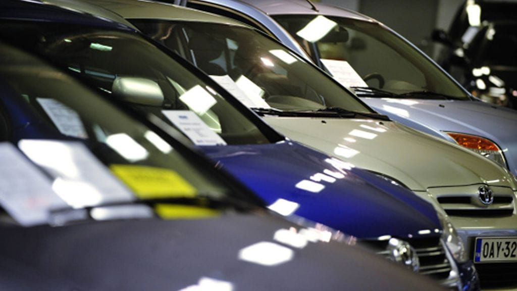 – Yhtiölle on tärkeää toimia läpinäkyvästi ja vastuullisesti, Kamuxin tiedotteessa todetaan. Kuvan autot tai autokauppa eivät liity artikkelin tapaukseen.