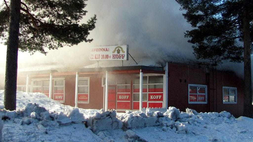 Ravintola paloi Haukiputaalla.