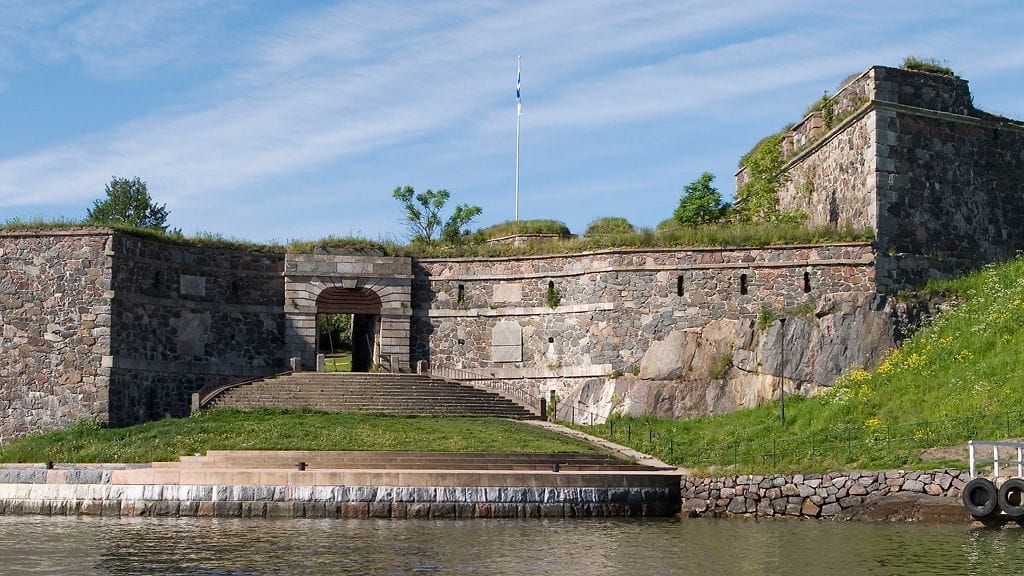 Suomella on maailmanperintölistalla seitsemän kohdetta, joista tunnetuin on Suomenlinna.