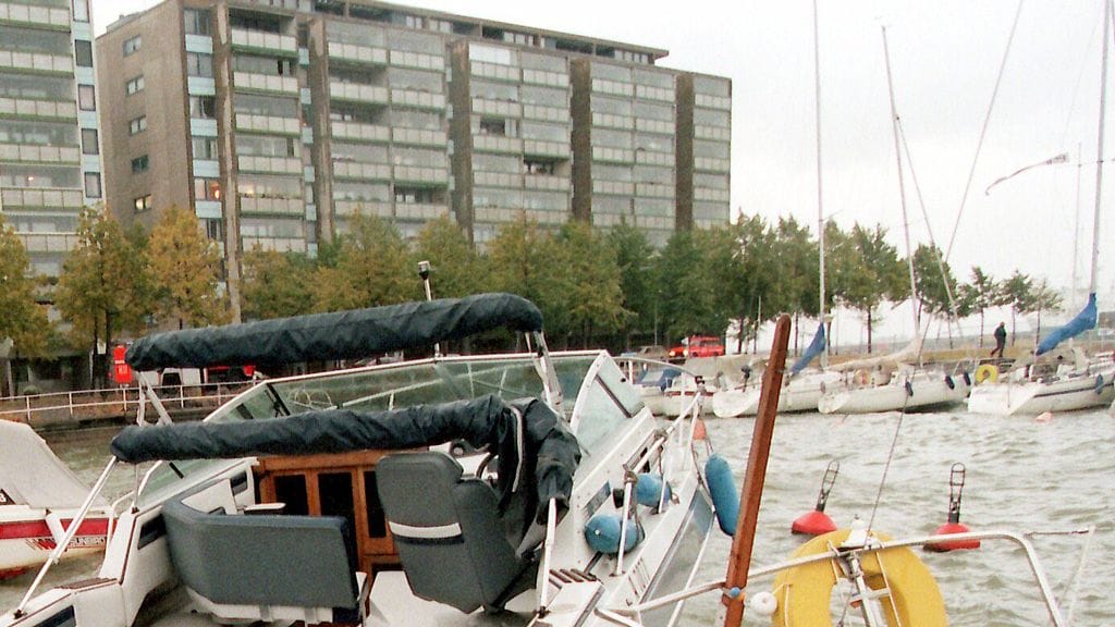 Helsingin Hakaniemen venelaiturissa on paljon arvoveneeksi luokiteltavia paatteja.