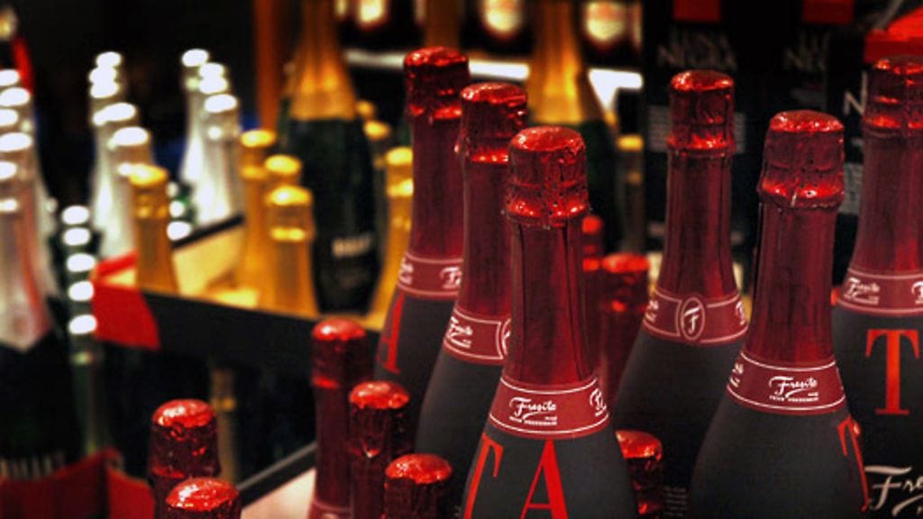 Kuohuviinipulloja Alkossa