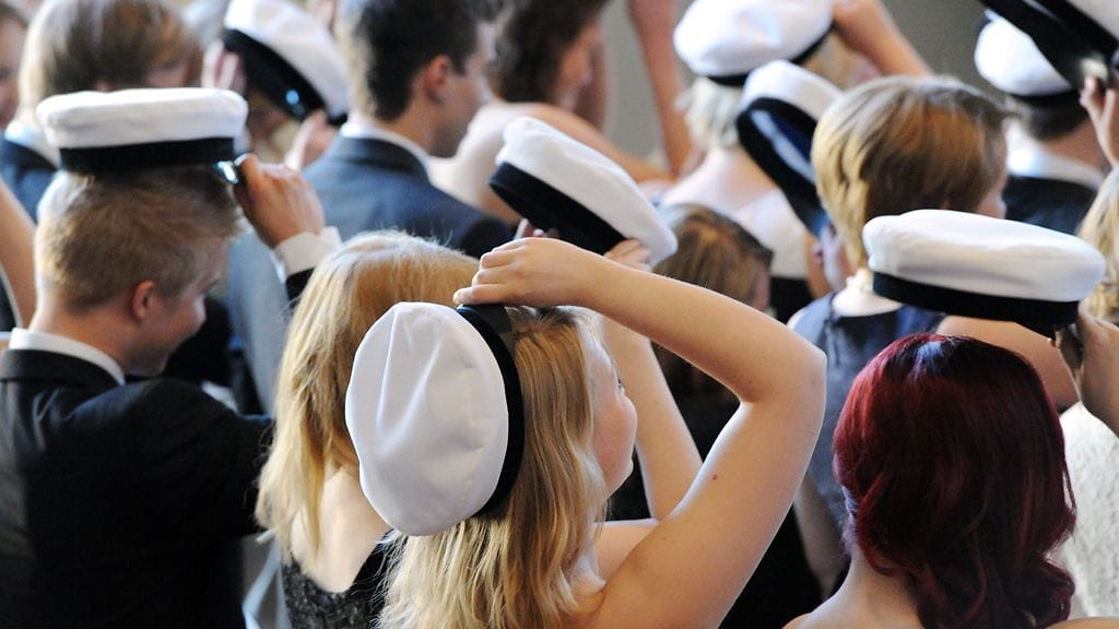 Sää viilenee alkuviikon lukemista koulujen päättäjäisviikonloppua kohden.