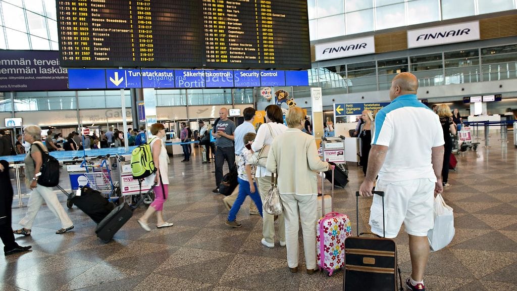 Uuden seurantateknologian kerrotaan hyödyttävän matkustajia, mutta toisaalta liikkeiden seuraaminen aiheuttaa myös huolta.