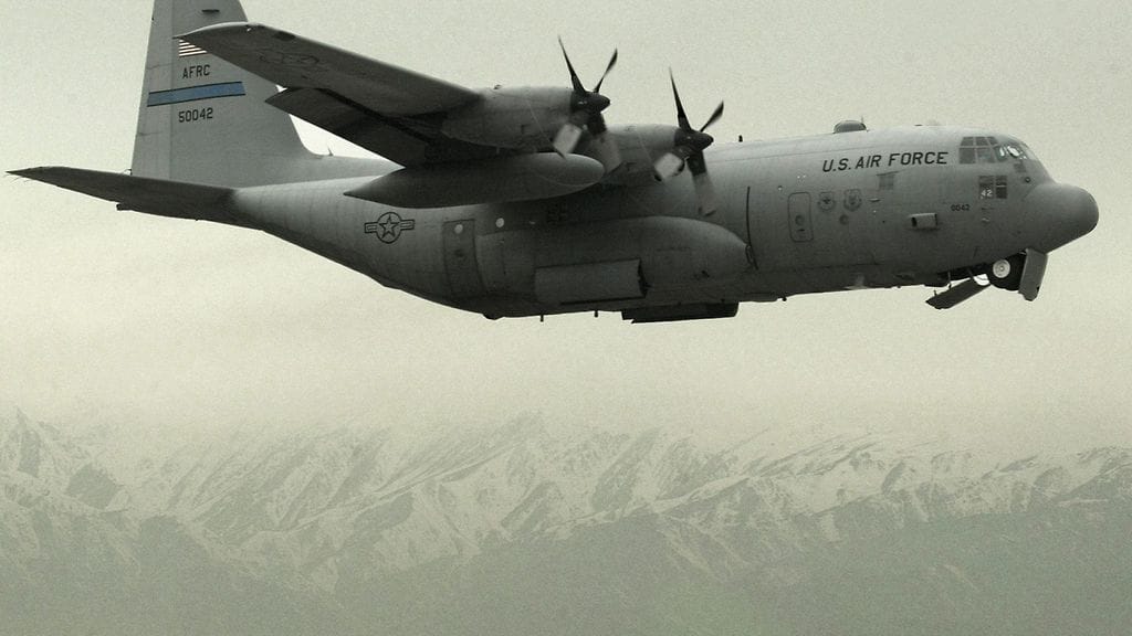 Kuvituskuvaa. Yhdysvaltalainen Hercules C130 -lentokone.