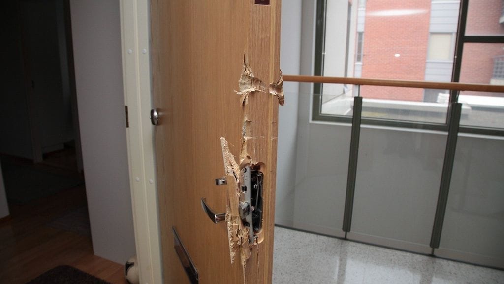 Jos asuntoon murtaudutaan, on tärkeää ettei paikalla ala siivota, poliisi toteaa. Arkistokuva.