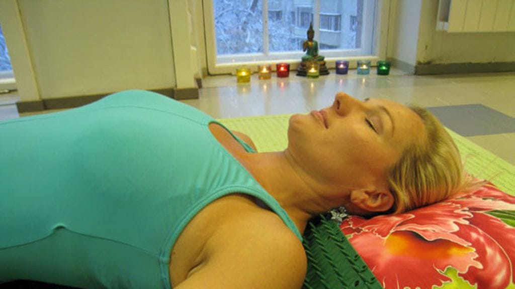 Joogaohjaaja ja fysioterapeutti Kylli Kukk on piikkimaton aktiivinen käyttäjä.