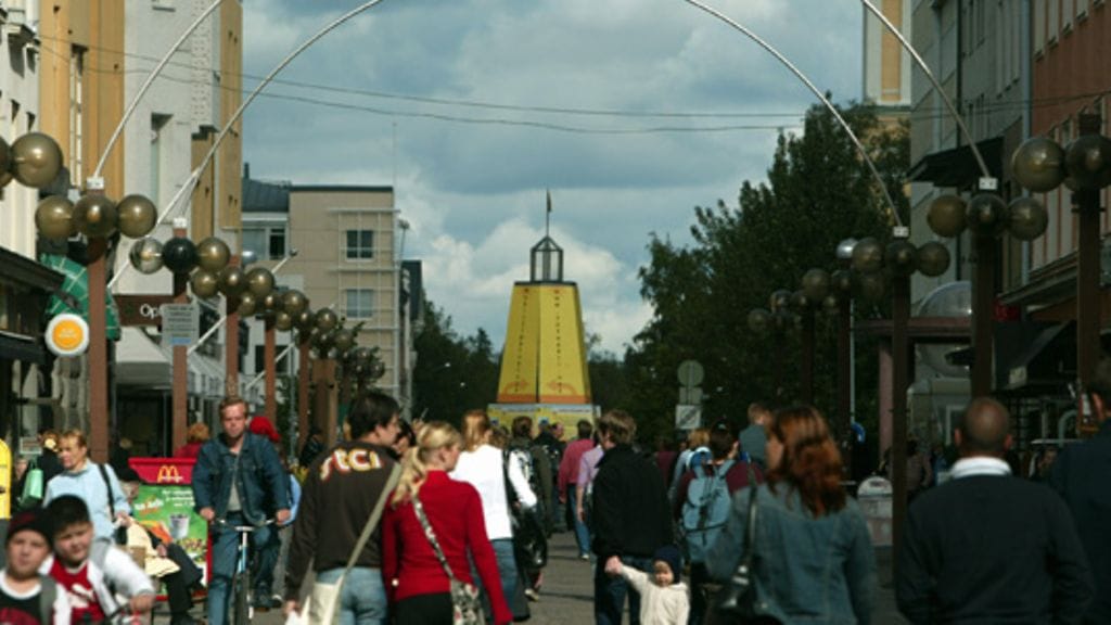 Rotuaari-nimellä tunnettu kävelykatu Oulussa, kuva: Lehtikuva