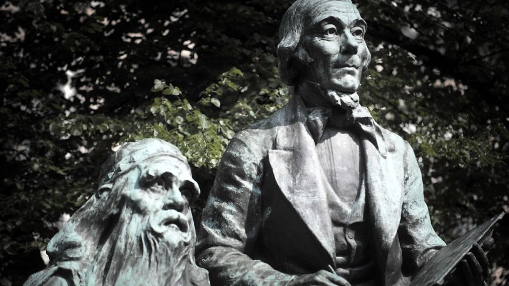 Elias Lönnrotin patsas Helsingissä.