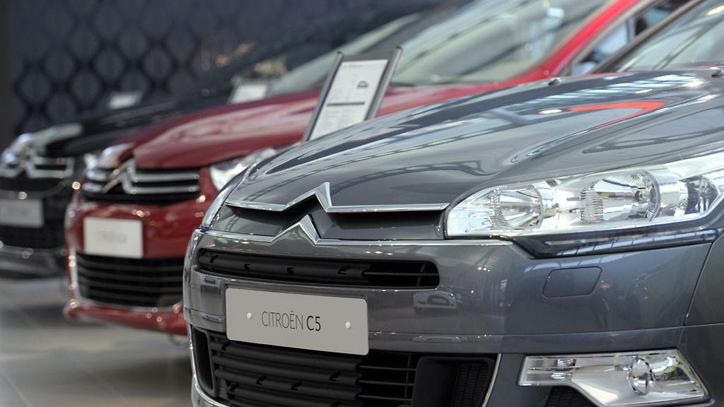 Henkilöautojen rekisteröinnit lisääntyivät määrällisesti eniten Uudellamaalla.