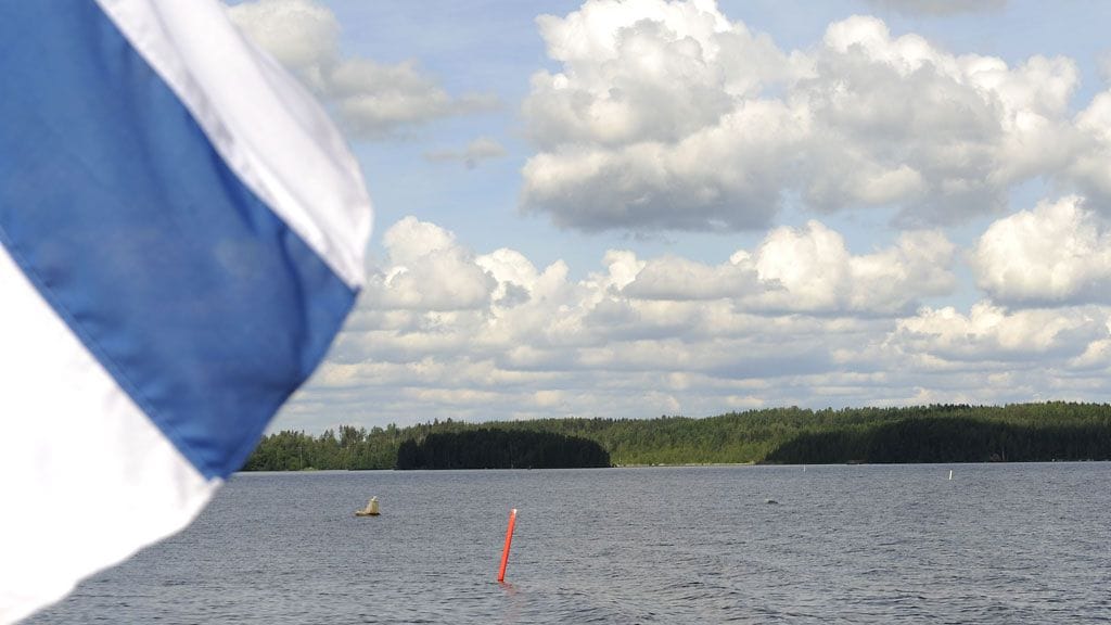 Pyyhkeitä Suomelle tuli muun muassa korkeista itsemurhaluvuista, muita alhaisemmasta elinajan odotteesta sekä sukupuolten epätasa-arvosta toisen asteen koulutuksessa.