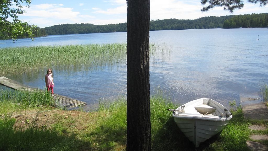 Laituri oli poissa paikaltaan Päijänteellä Asikkalassa 24. kesäkuuta 2012.