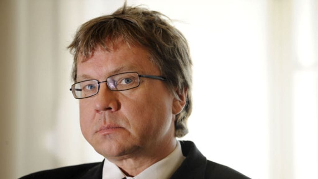 Pekka Sauri ohjasi eilen afrikkalaistaustaista perhettä ahdistelleen humalaisen pois raitiovaunusta.