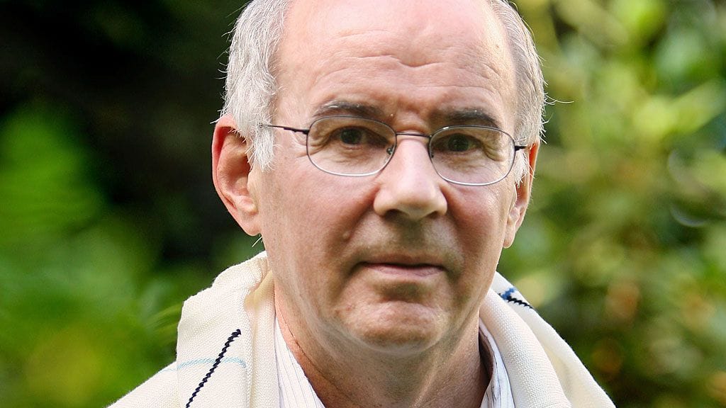 Valtiotieteen tohtori Jukka Tarkka haastattelussa kotonaan Espoon Tapiolassa 12. elokuuta 2008.