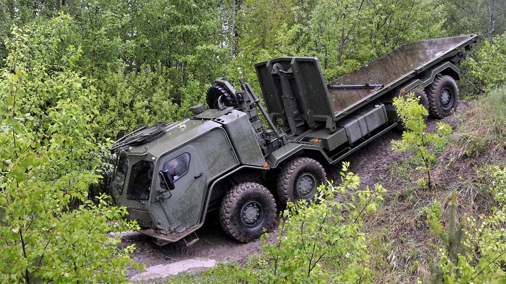 Puolustusvoimat tilasi Sisulta 300 ajoneuvoa. Osasta paljastui muun muassa käynnistysongelmia.