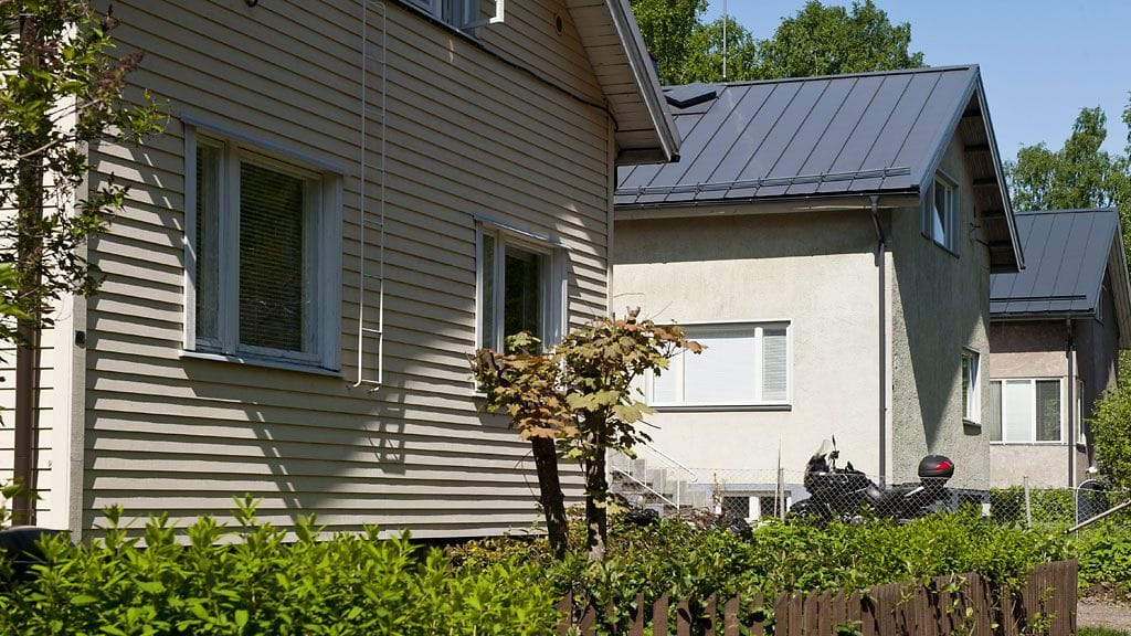 Omakotitaloja Helsingissä 27. toukokuuta 2013.