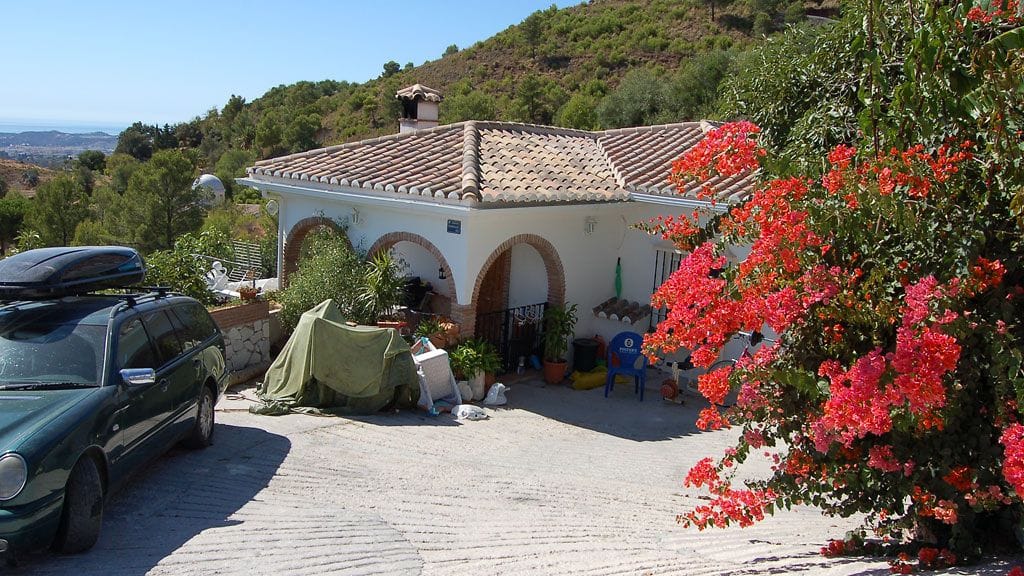 Jenna Lepomäki löytyi tämän talon hedelmätarhasta lokakuussa.