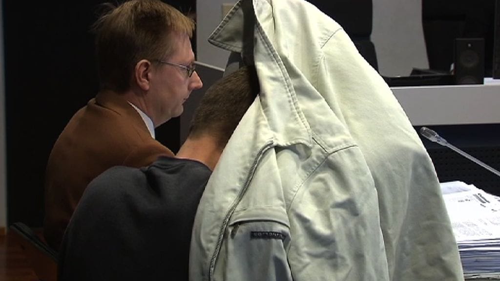 Auerin miesystävä Jens Kukka käräjäoikeudessa.