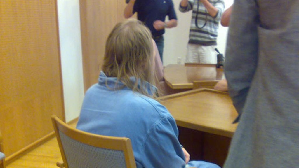 18-vuotias puukotti nuoren tytön heinäkuussa