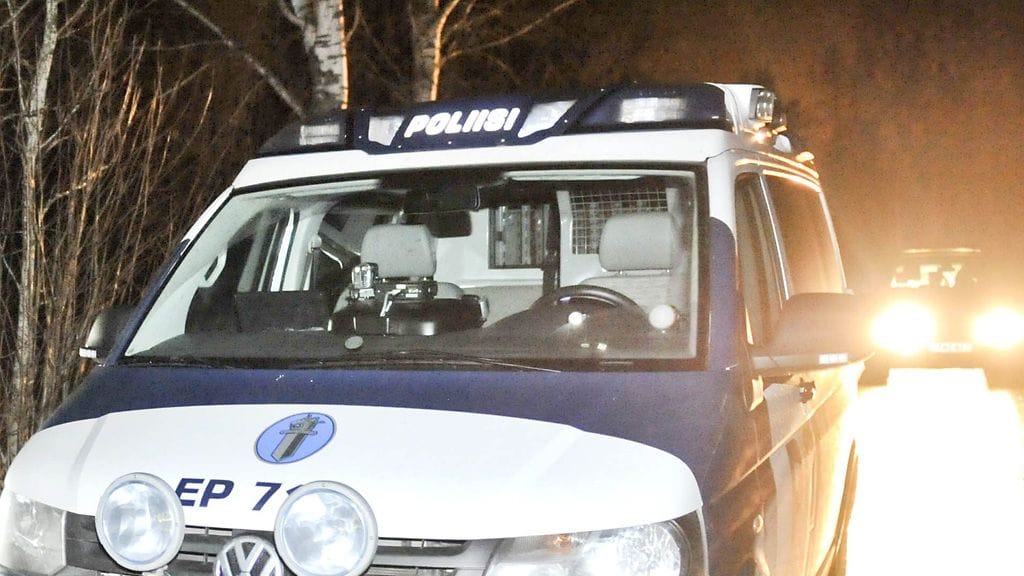 Poliisi ajoi apteekkivarkaita takaa noin 50 kilometriä Juvalta kohti Virtasalmea ja Pieksämäkeä. Kuvituskuva.
