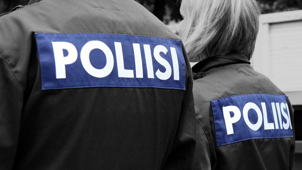 aksimetrisellä miehellä oli löydettäessä yllään pelkät sandaalit, eikä tämän omaisuutta löytynyt lähistöltä.