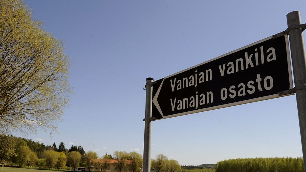 Vanajan vankilan opastekyltti Hämeenlinnassa. (Lehtikuva)