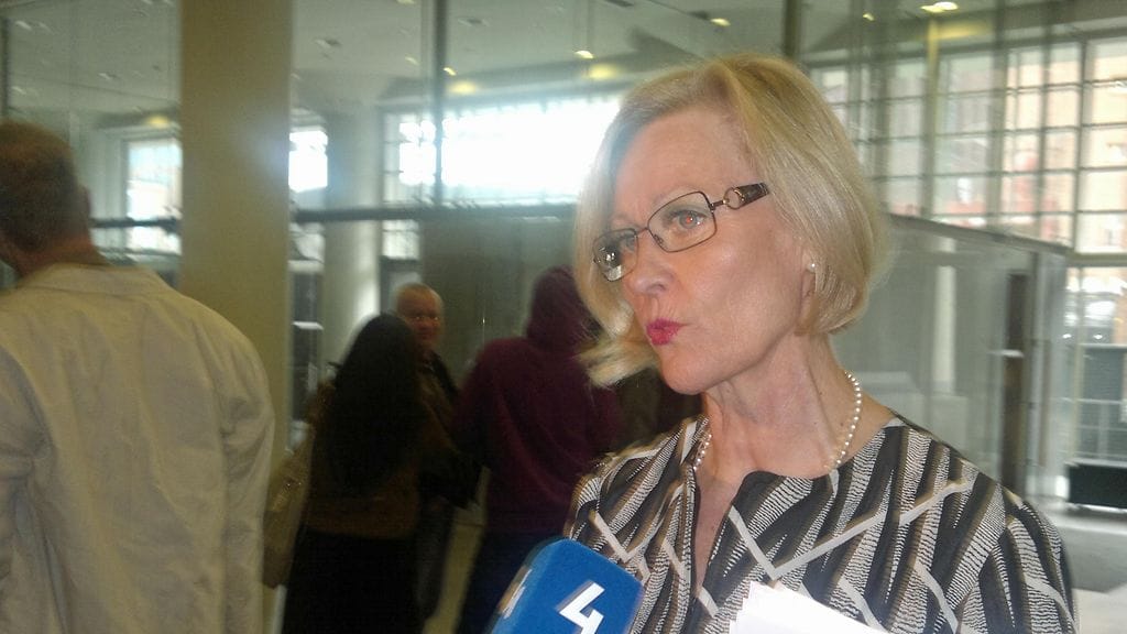 Syyttäjä Eija Velitski vaatii bussikuskin hakanneille nuorukaisille viittä vuotta vankeutta. - Rangaistusvaatimus on erittäin kohtuullinen, syyttäjä sanoo.