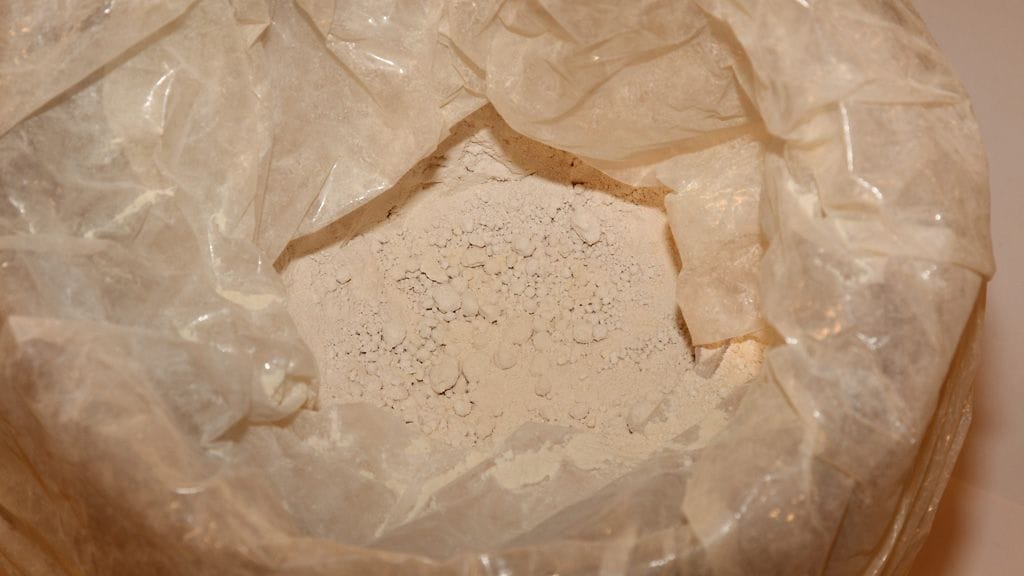 Poliisi muistutttaa, että kaikenlaiseen huumausaineiden hankintaan ja käyttöön liittyy aina riskejä, koska hankkijalla ei voi olla varmaa tietoa siitä, mitä ainetta hänelle lopulta tulee ja mitkä sen vaikutukset ovat.