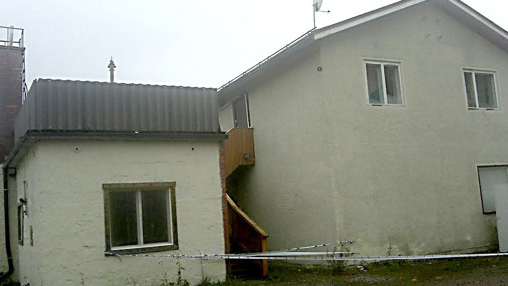 Poliisin eristämää aluetta Klaukkalassa.