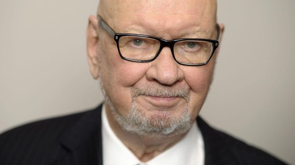 ansainvälisen politiikan asiantuntija, ministeri Jaakko Iloniemi.