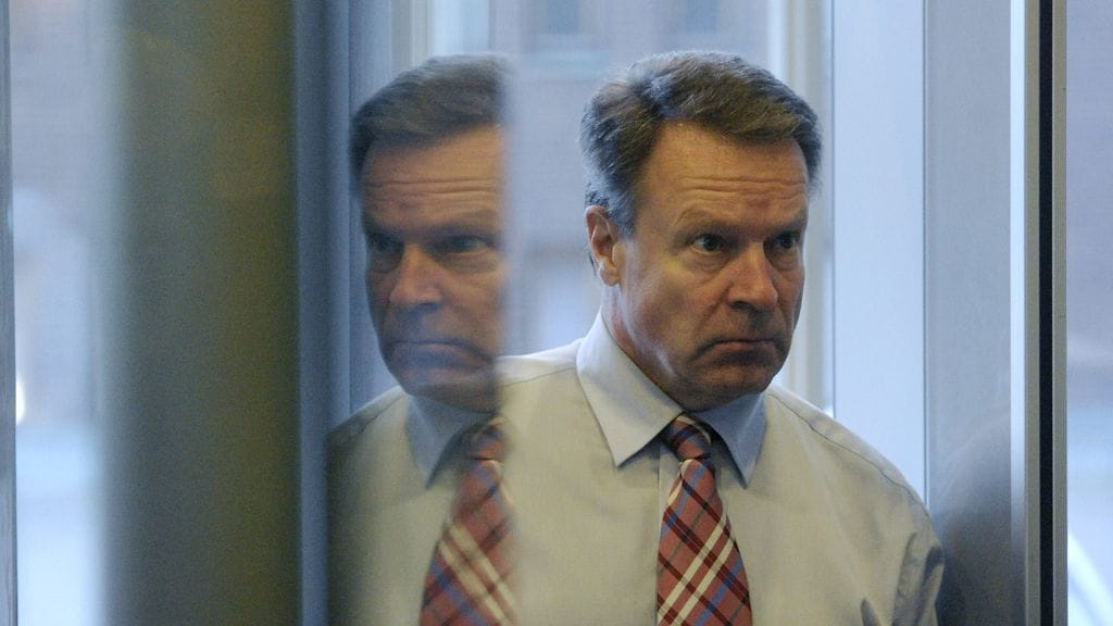 Kansanedustaja Ilkka Kanerva (kok.) tuomittiin viime viikolla ehdolliseen vankeuteen törkeästä lahjuksen ottamisesta ja virkavelvollisuuden rikkomisesta. Krp:tä kiinnostavat nyt myös muiden maakuntapoliitikkojen vaalirahat.