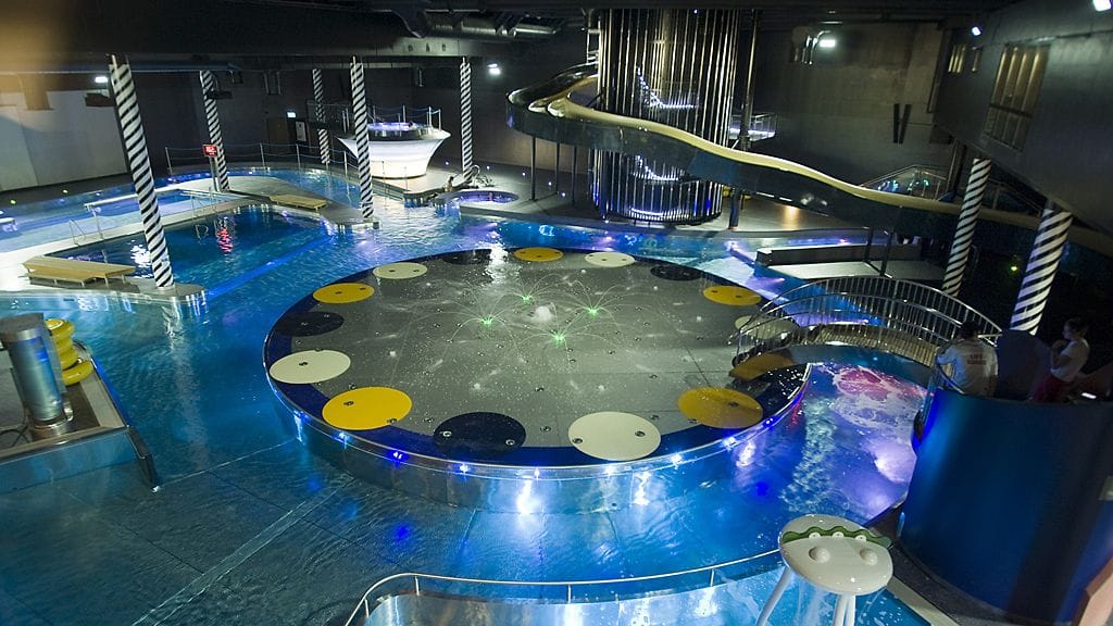 Allasosasto kylpylähotelli Holiday Club Saimaassa Lappeenrannassa 9. marraskuuta 2011.