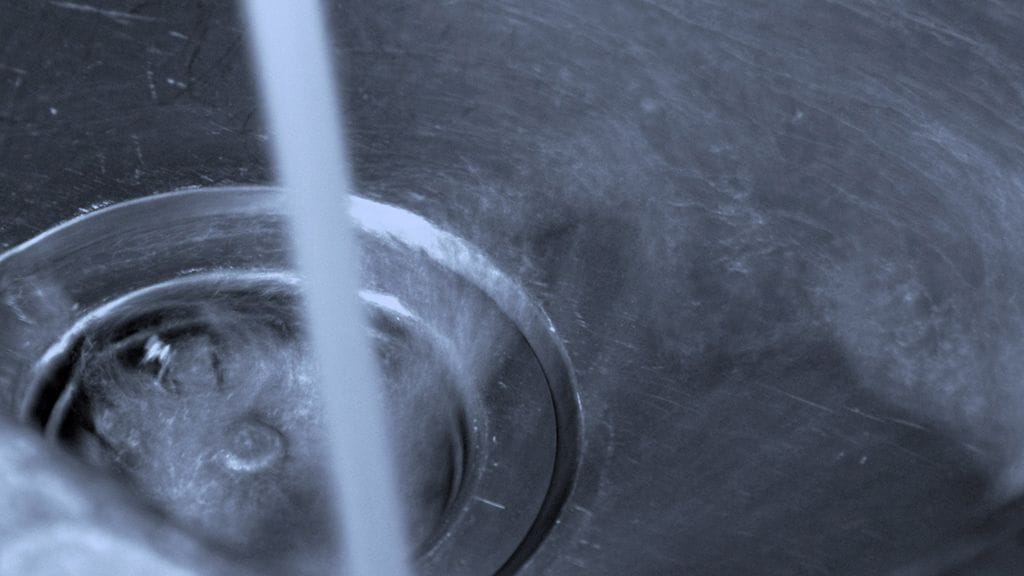 Veden hintaan vaikuttavat monet tekijät.