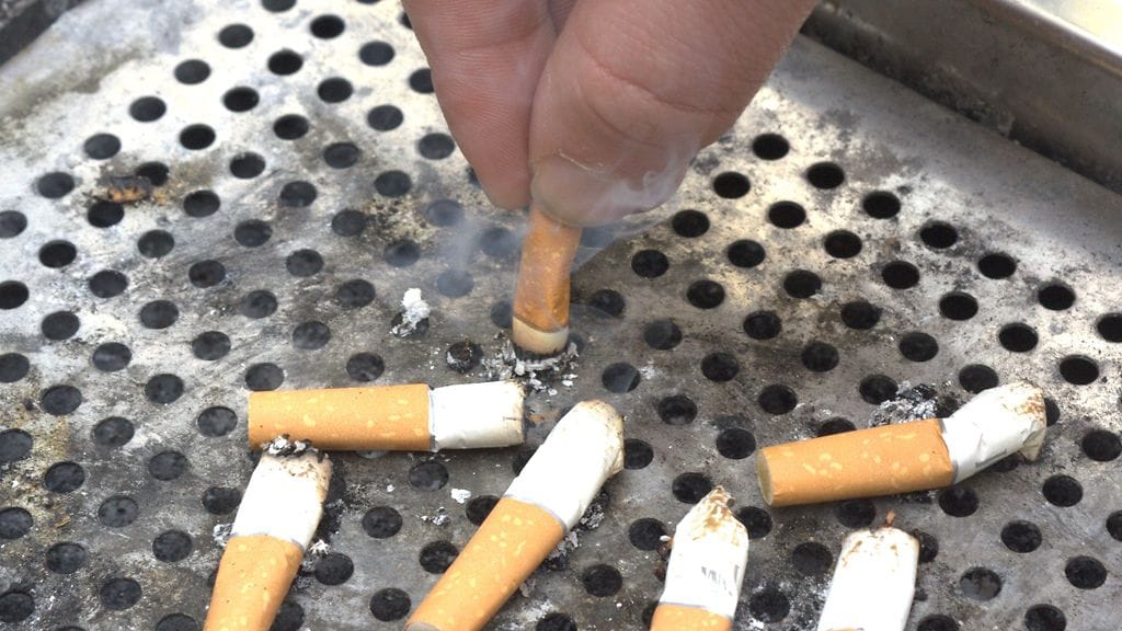 tupakoivilla naisilla, joilla oli korkea verenpaine, on 20 kertaa suurempi riski sairastua vuotoon kuin tupakoimattomilla miehillä, joiden verenpaine on matala.