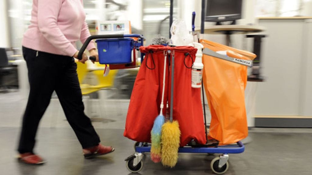 Palvelualojen ammattiliitto PAM on antanut uuden lakkovaroituksen kiinteistöpalvelualalle. Kuvituskuva.