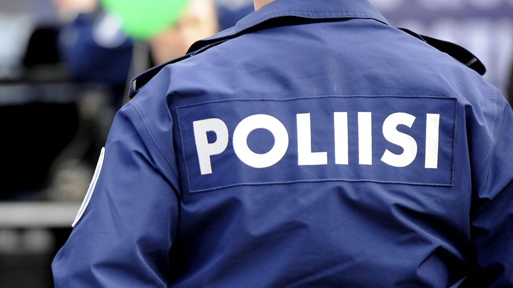 Tapaus kuumaan autoon jätetystä lapsesta on herättänyt runsaasti keskustelua sosiaalisessa mediassa. Eeva Forsströmin päivitystä perjantaina tapahtuneesta tilanteesta oli jaettu maanantai-iltaan mennessä jo yli 8 000 kertaa. Kuvituskuva.