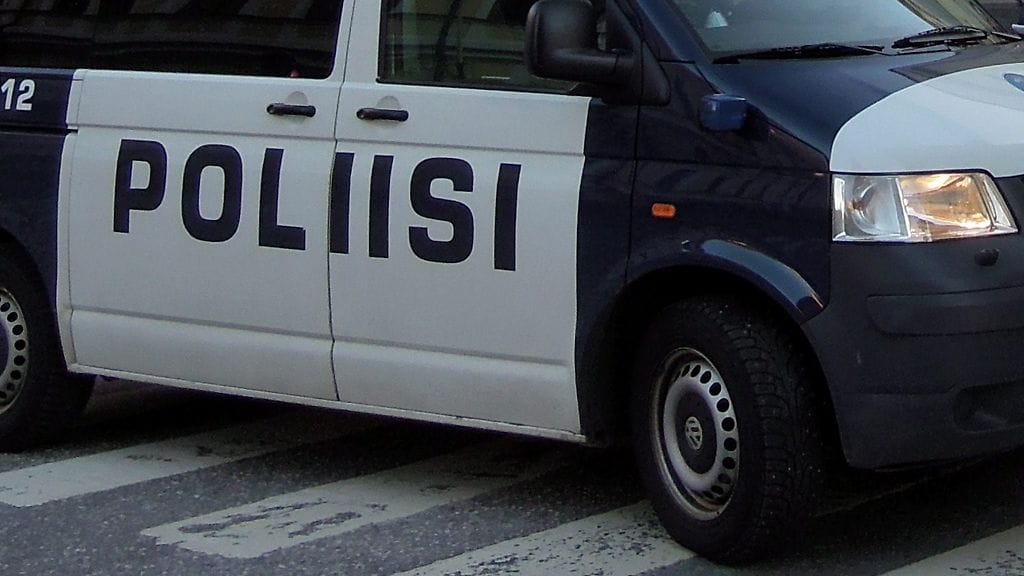 Mielentilatutkimukseen passitettu mies löi ensin äitiään puukolla yli 80 kertaa ja sitten isäänsä yli 20 kertaa. Äiti kuoli ja isä sai hengenvaarallisia vammoja. Kuvituskuva.