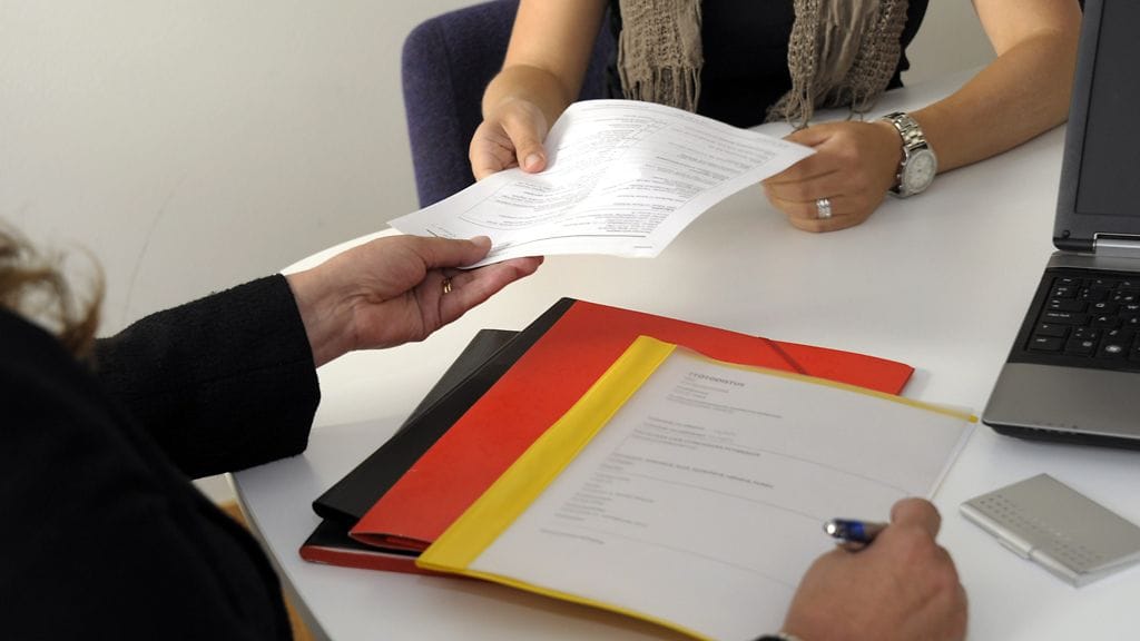 Lakiasiantuntijan mukaan työhaastattelussa ei ole kiellettyjä kysymyksiä.